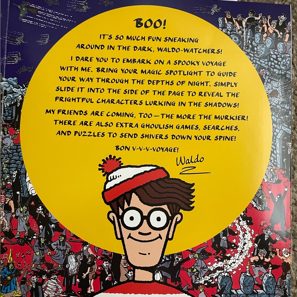 Where's Waldo? Spooky Spotlight Search Hardback Book 📖 - Picture 3 of 4